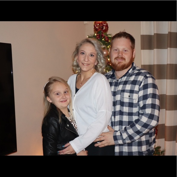 Meet your Posher, Erica - Picture 4 of 5